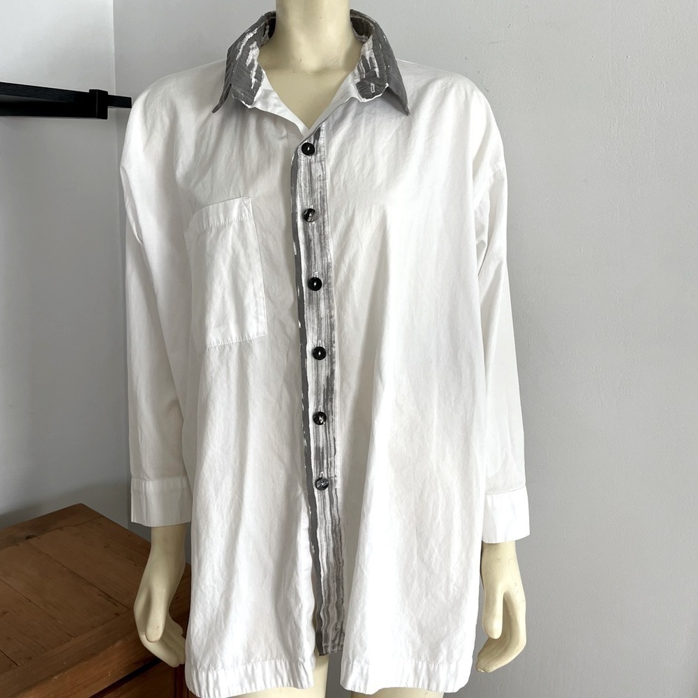 Moyuru Women’s White Printed Collar Blouse Button Down Oversized Shirt S